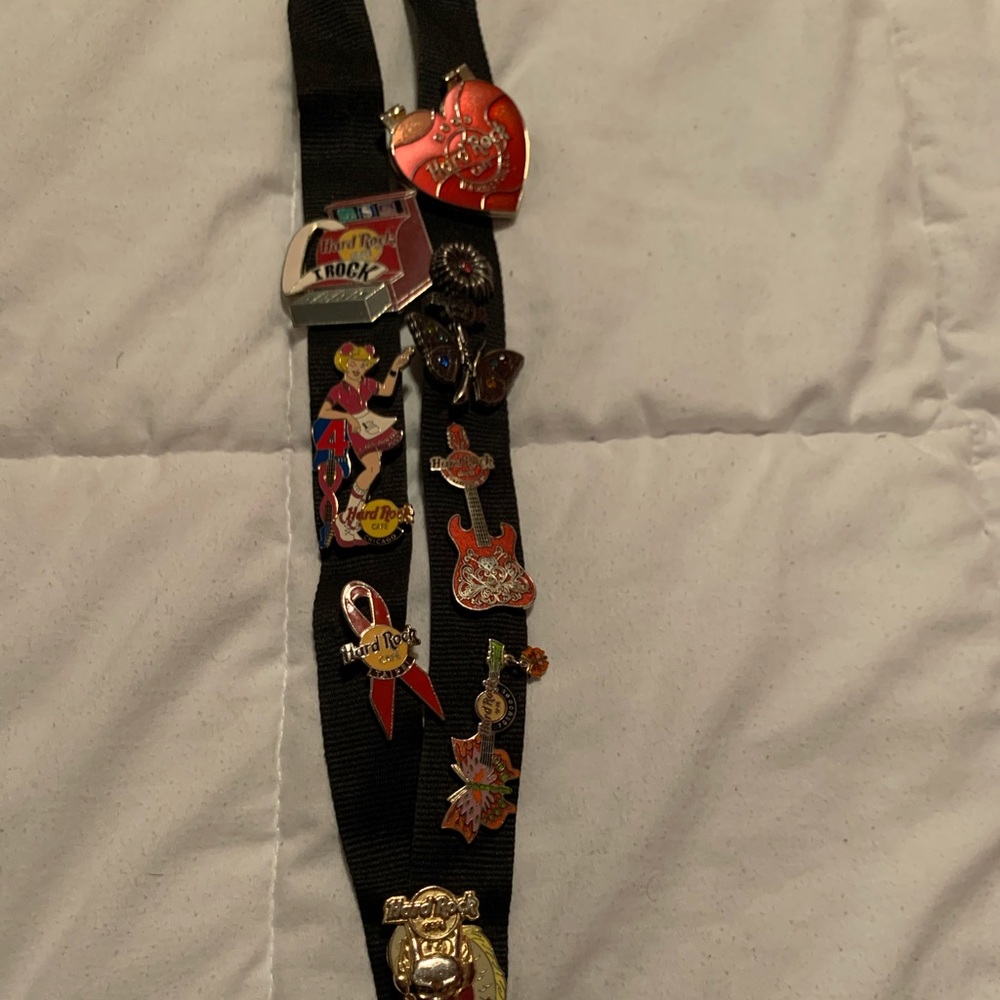 Hard Rock Cafe pins